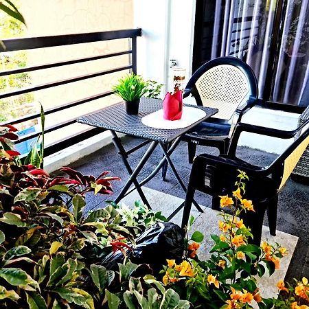 Date & Dine Resort Antipolo Bagian luar foto