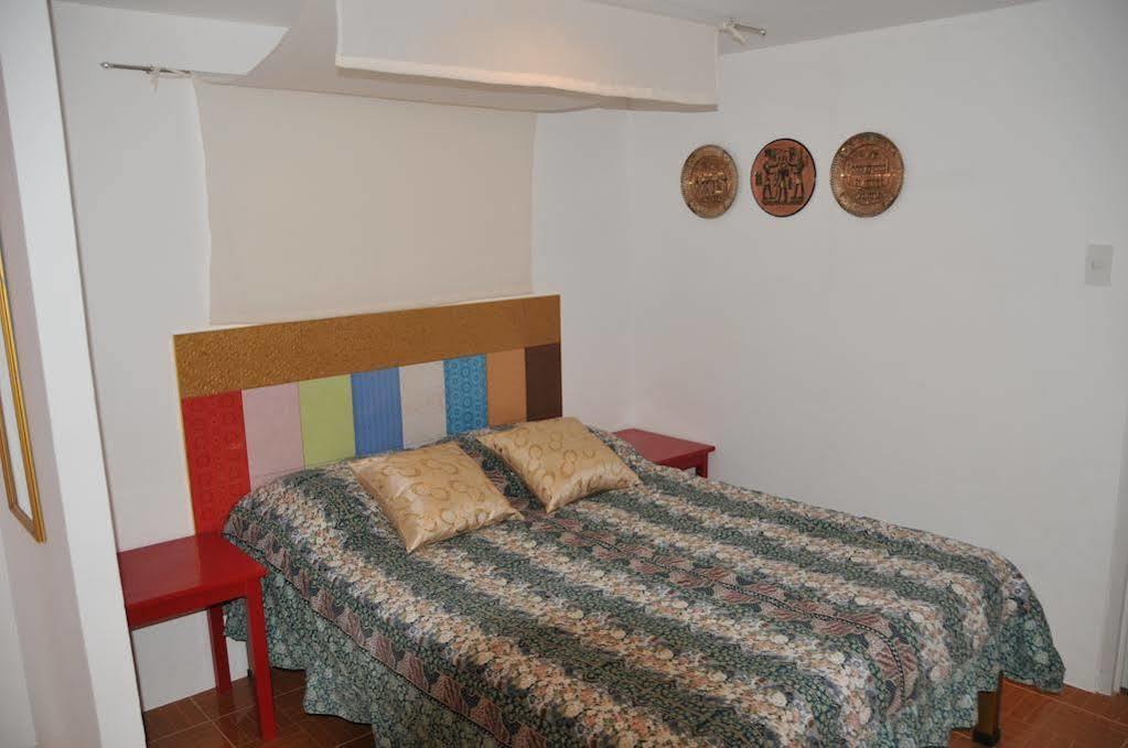 Date & Dine Resort Antipolo Bagian luar foto